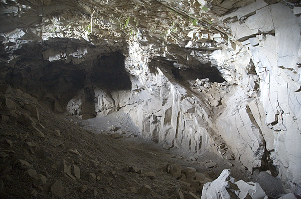 ManchanCave