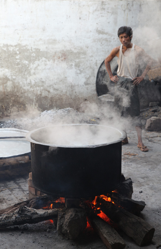 Mandalay_Monastery_Kitchen